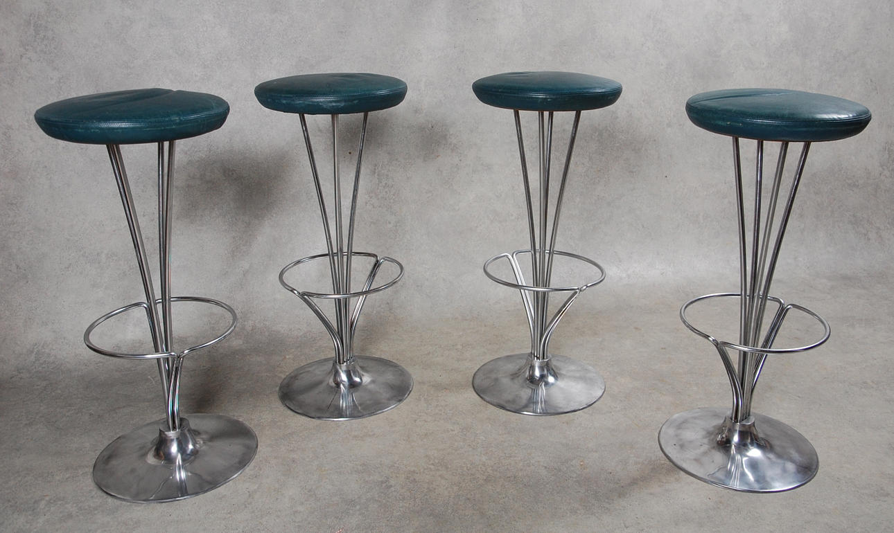 BARSTOLAR, 4 st, Piet Hein för Fritz Hansen inköpta på Hedbergs i Vinslöv.