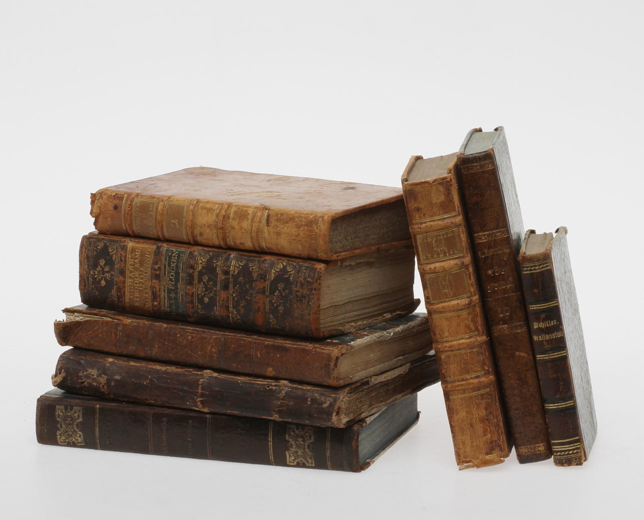 PARTI BÖCKER, 8 delar, 17 och 1800-tal.