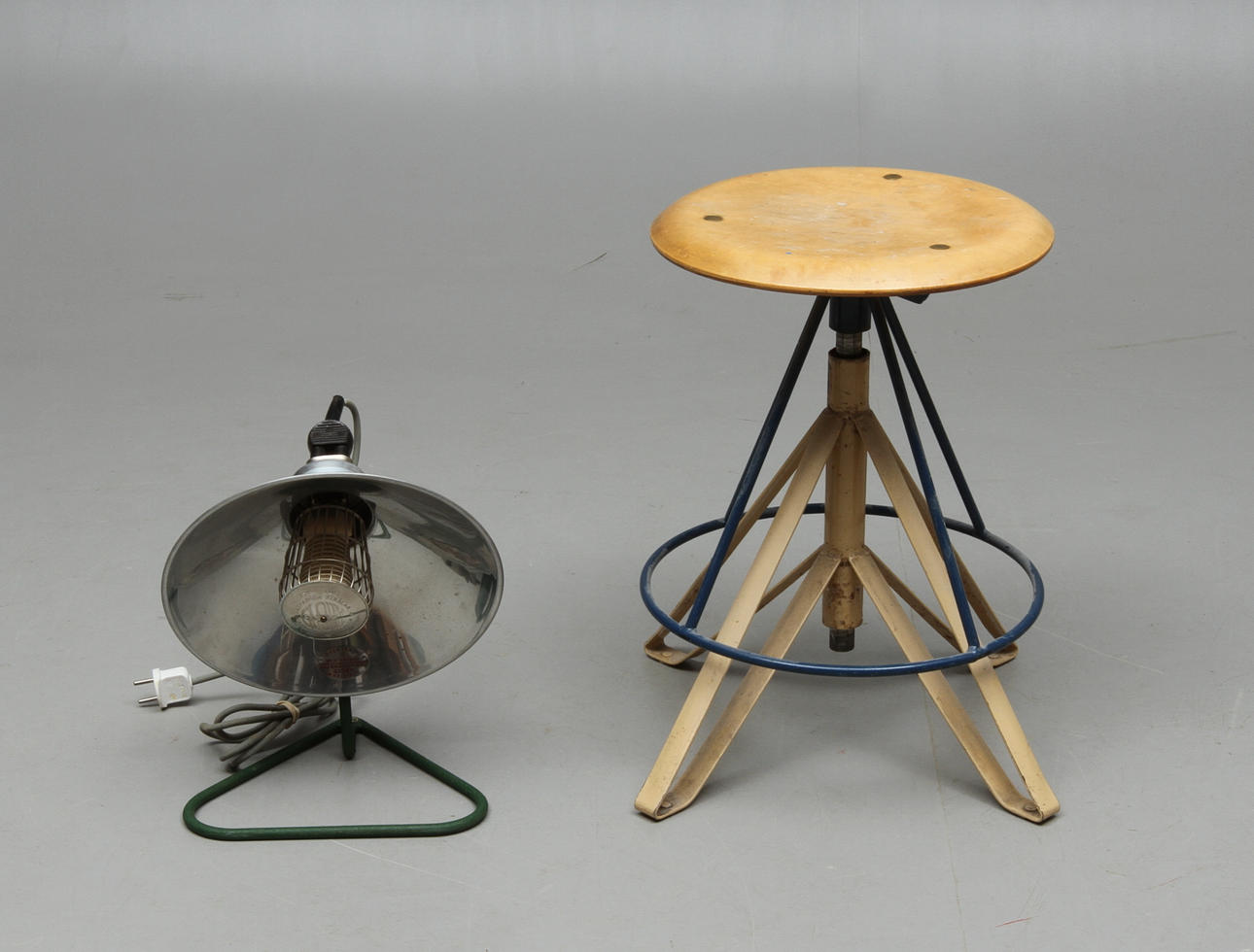 PALL, industridesign, BORDSLAMPA, "Glory", 1900-tal.