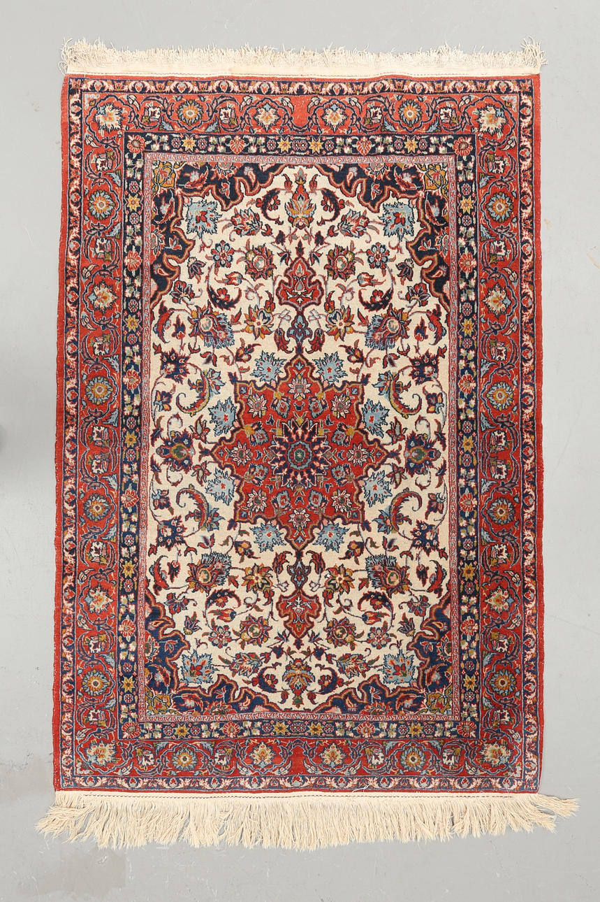 MATTA, möjligen ghom, Persien, mått 160x116 cm.