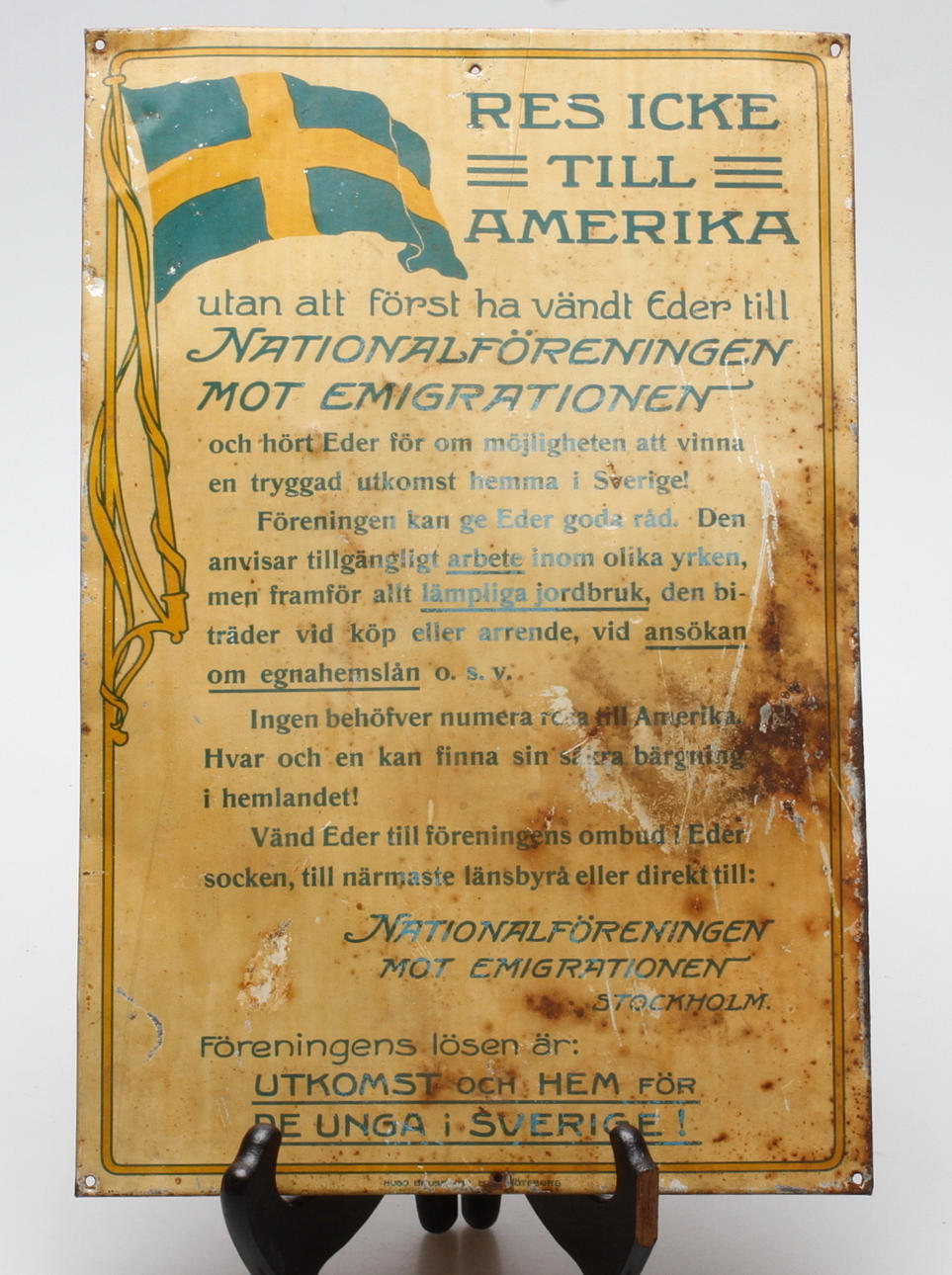 SKYLT, plåt, "Res icke till Amerika", Nationalföreningen mot emigrationen, 1800/1900-tal.