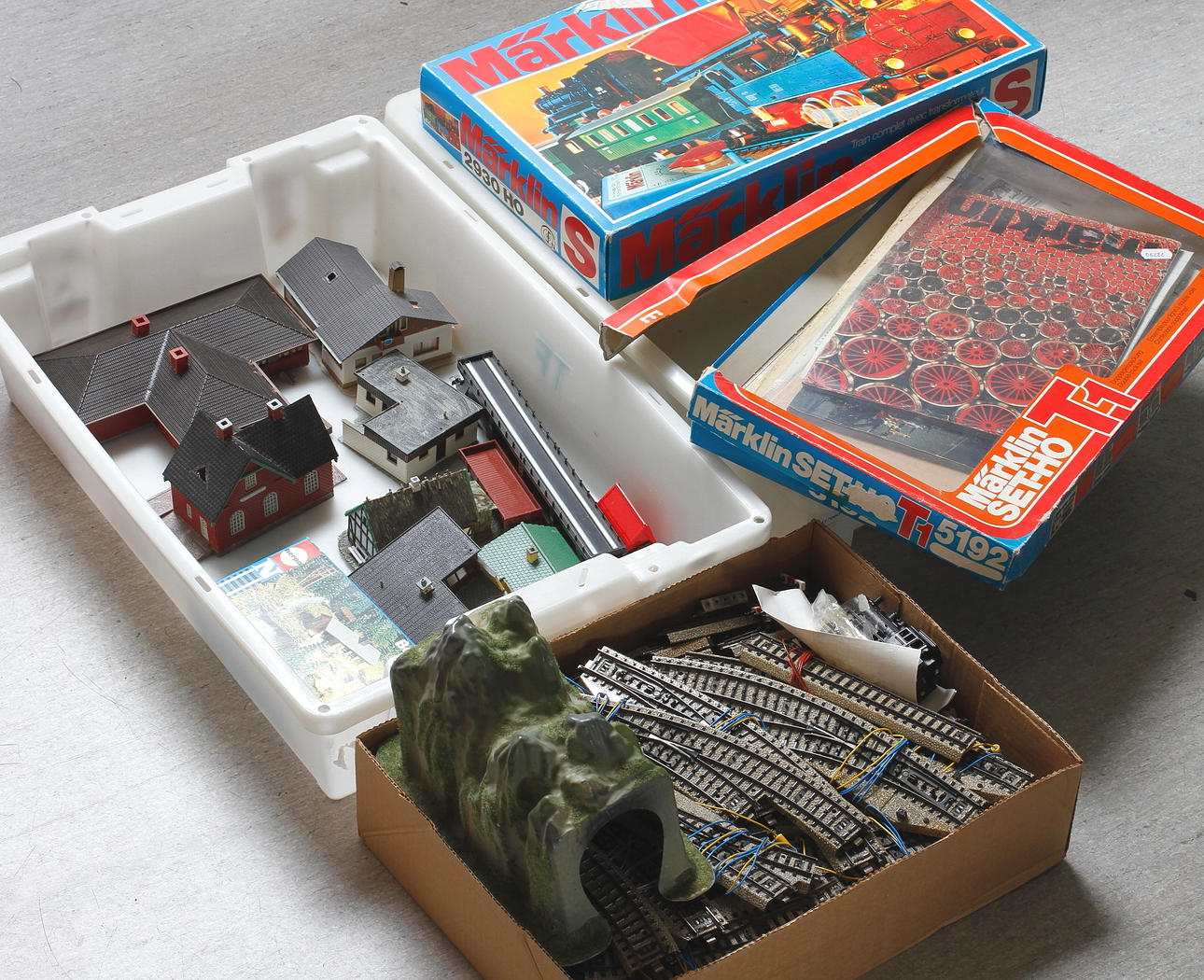 TÅGBANEDELAR, bland annat Märklin.