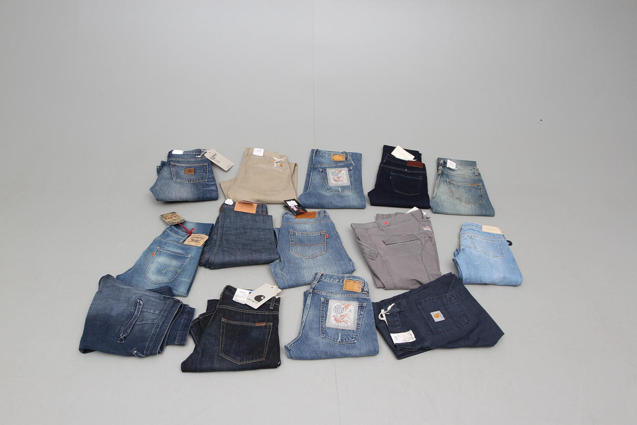 NYA JEANS, 14 par, strl 28/29, dam/flick, konkurs efter first aid.