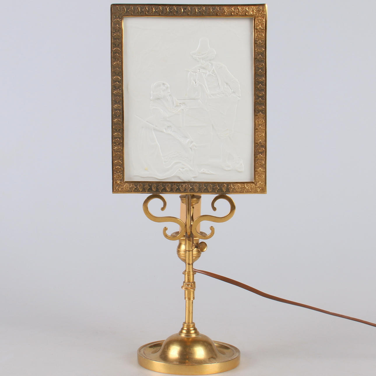 BORDSLAMPA, mässing och keramik, 1900-tal.