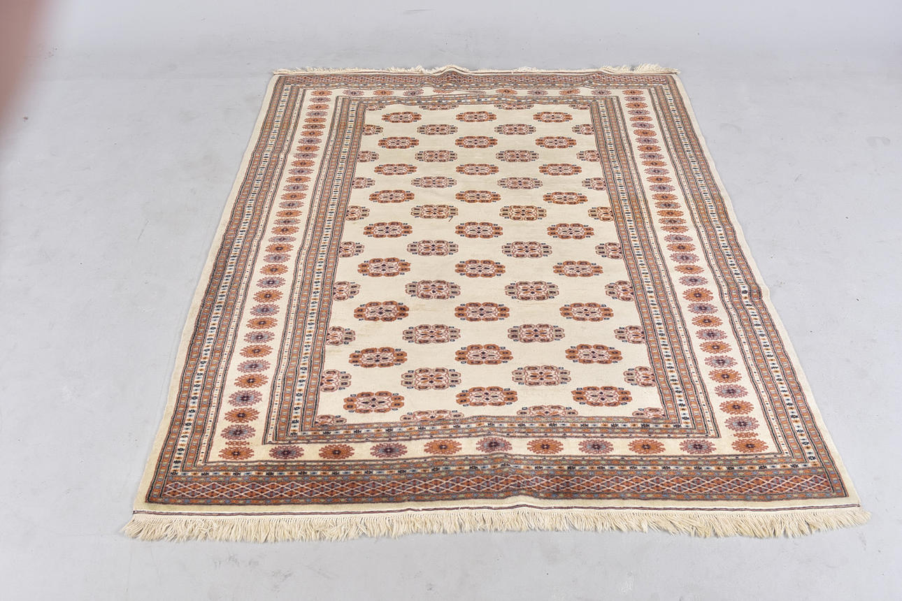 MATTA, old Pakistan. Mattor & Textil - Orientaliska Mattor & Textilier ...