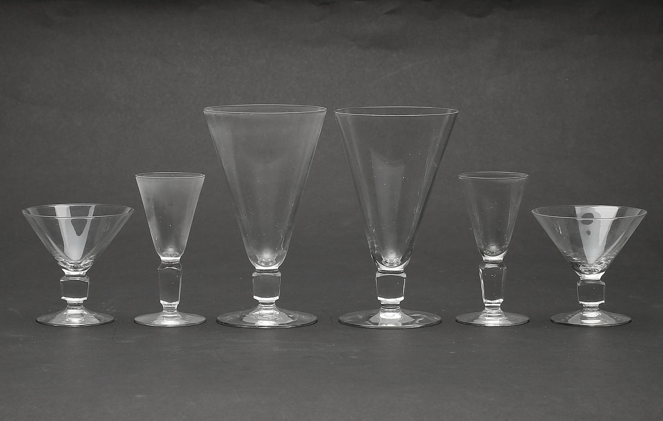 GLASSERVIS, 35 delar, Elis Bergh, Kosta, 1900-tal.