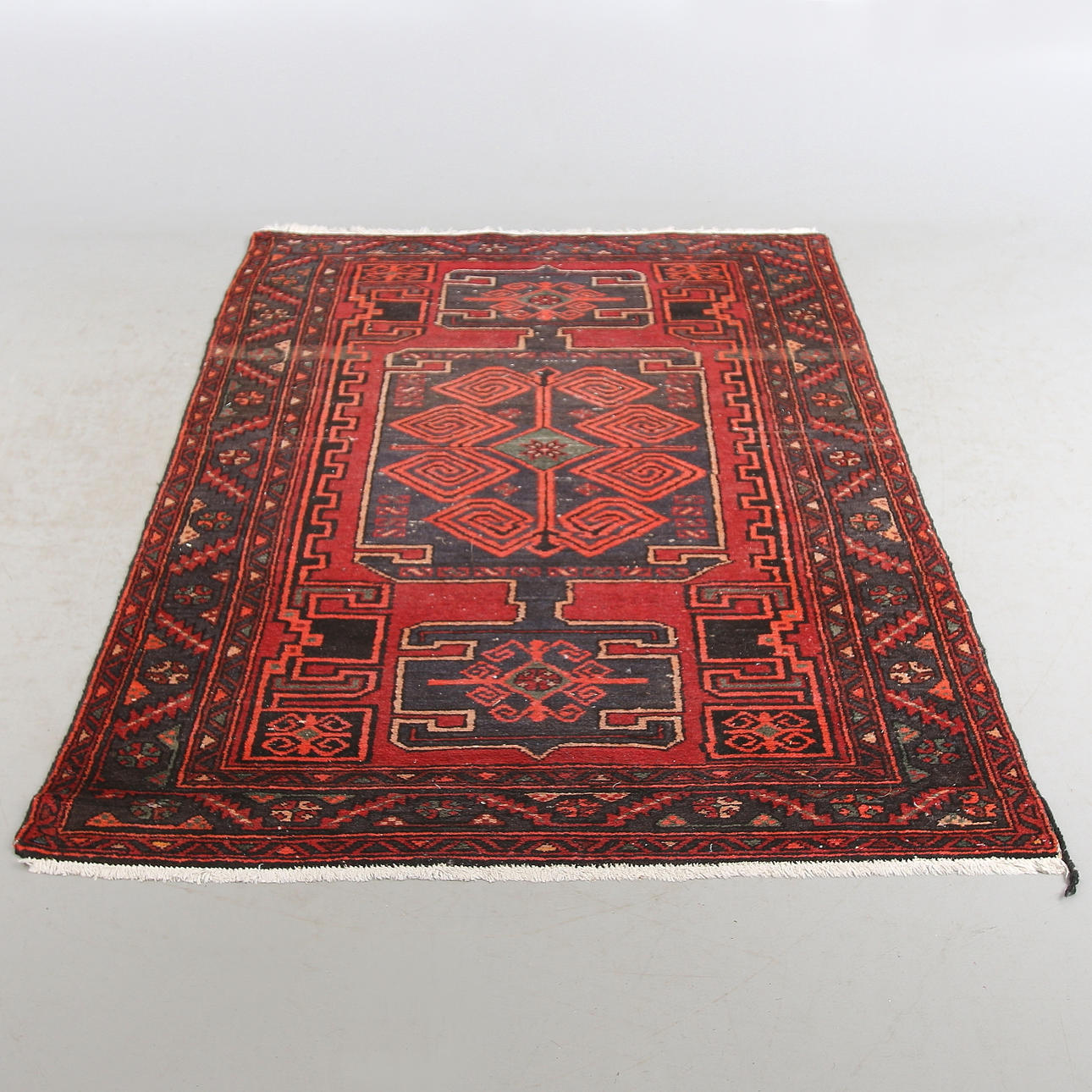 MATTA, Hamadan, old, Iran. 197 cm x 125 cm.