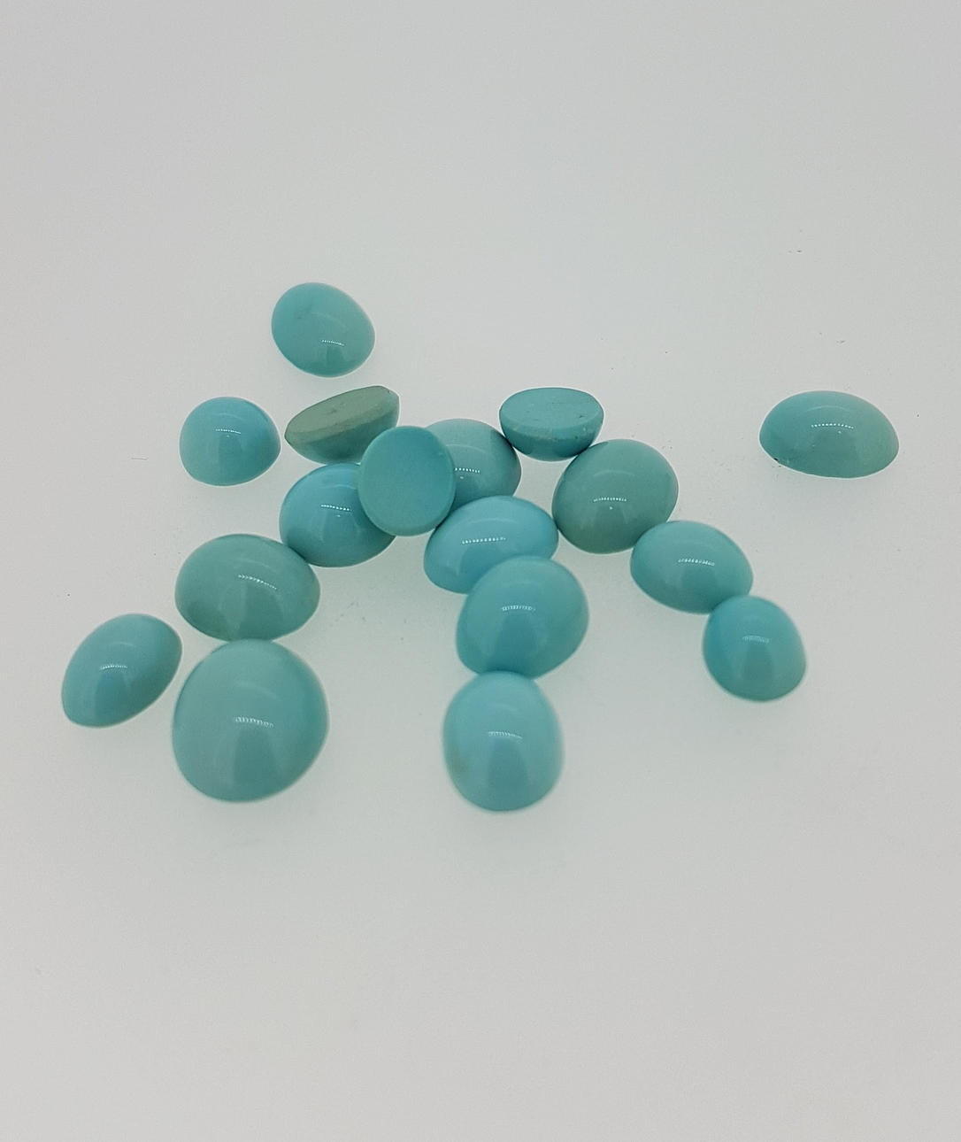 17 CABUCHON SKURNA TURKOSA STENAR.