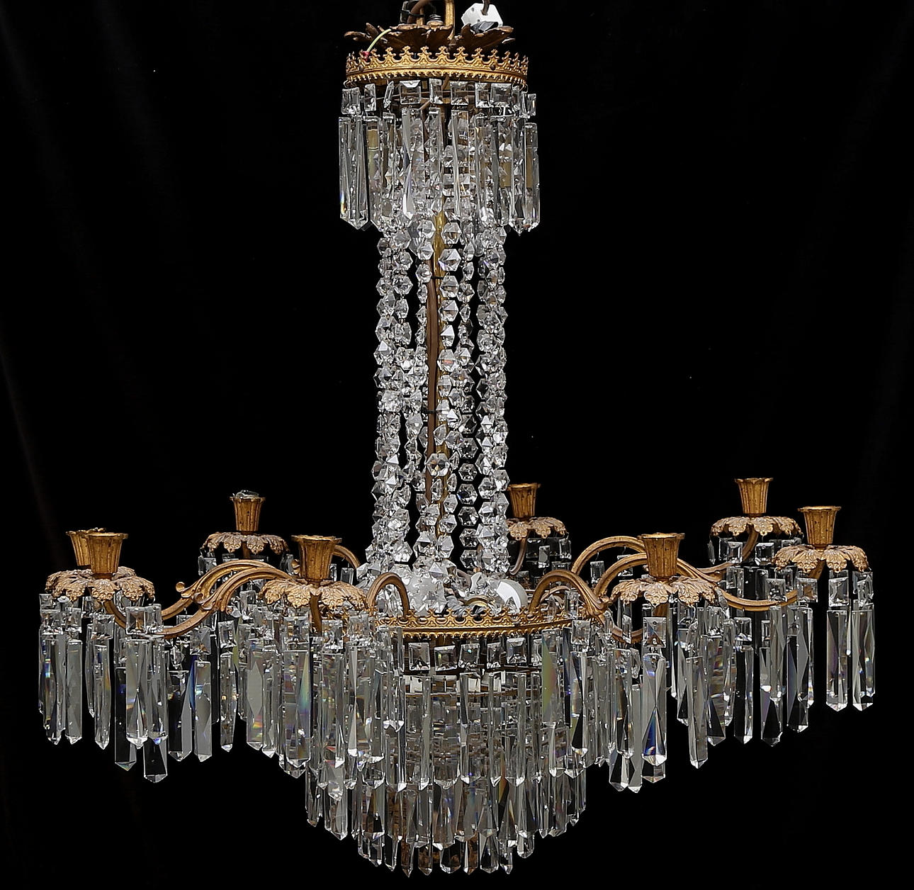 TAKKRONA, oscariansk, sent 1800-tal, höjd ca. 92 cm.