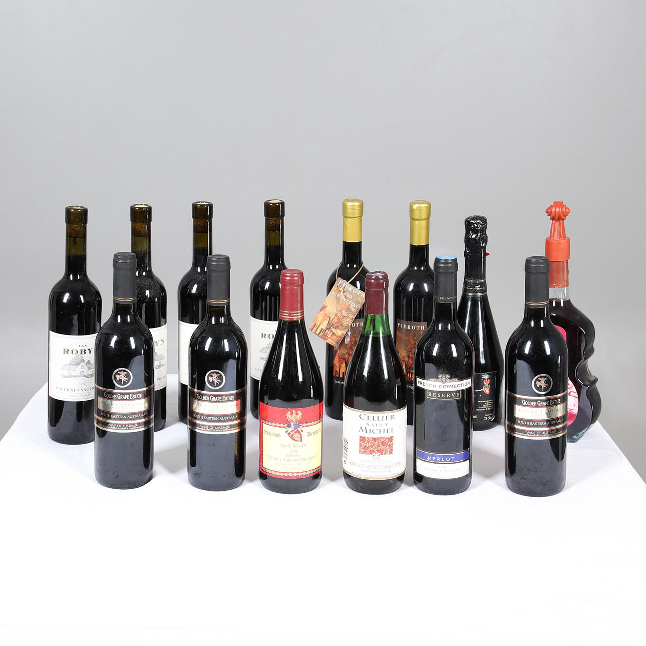 A COLLECTION OF FOURTEEN BOTTLES OF RED WINE. Wine, Port & Spirits ...