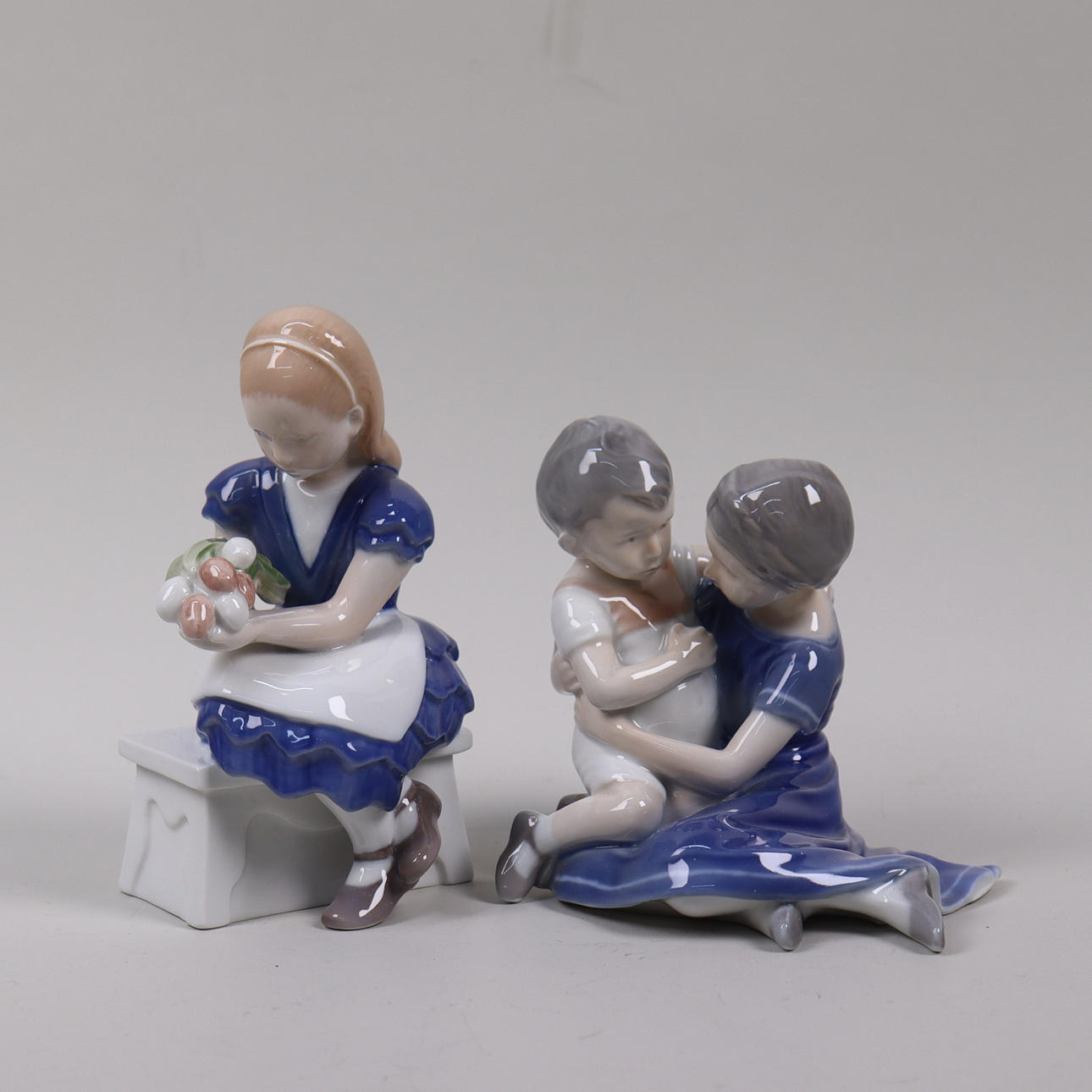 figurines-ebbe-sadolin-for-bing-gr-ndahl-denmark-2298-girl-with