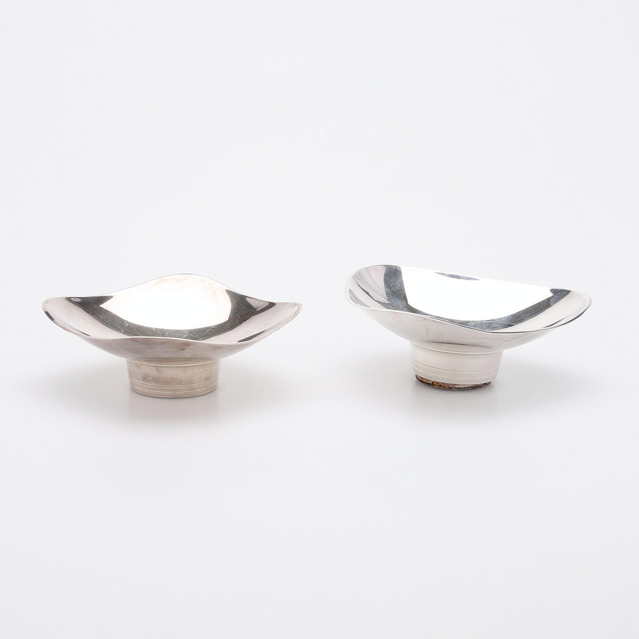 TORE ELDH. BOWLS, SILVER, TWO PIECES.