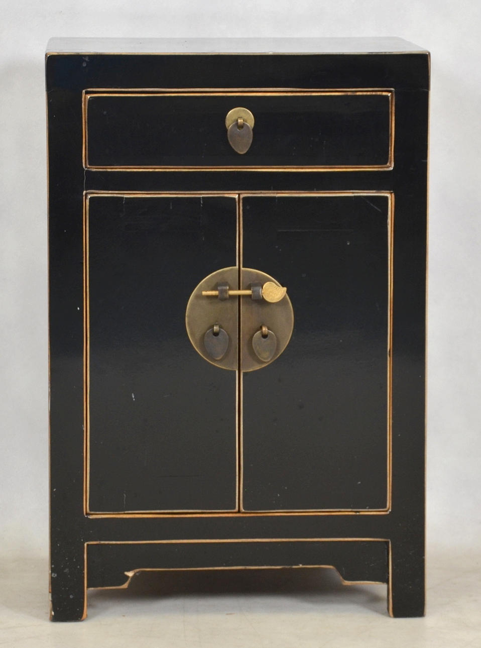 SKÅP, Kina, 1900-tal.