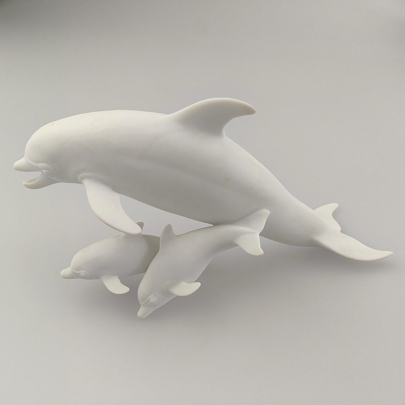 Animal figure dolphin group - Goebel.
