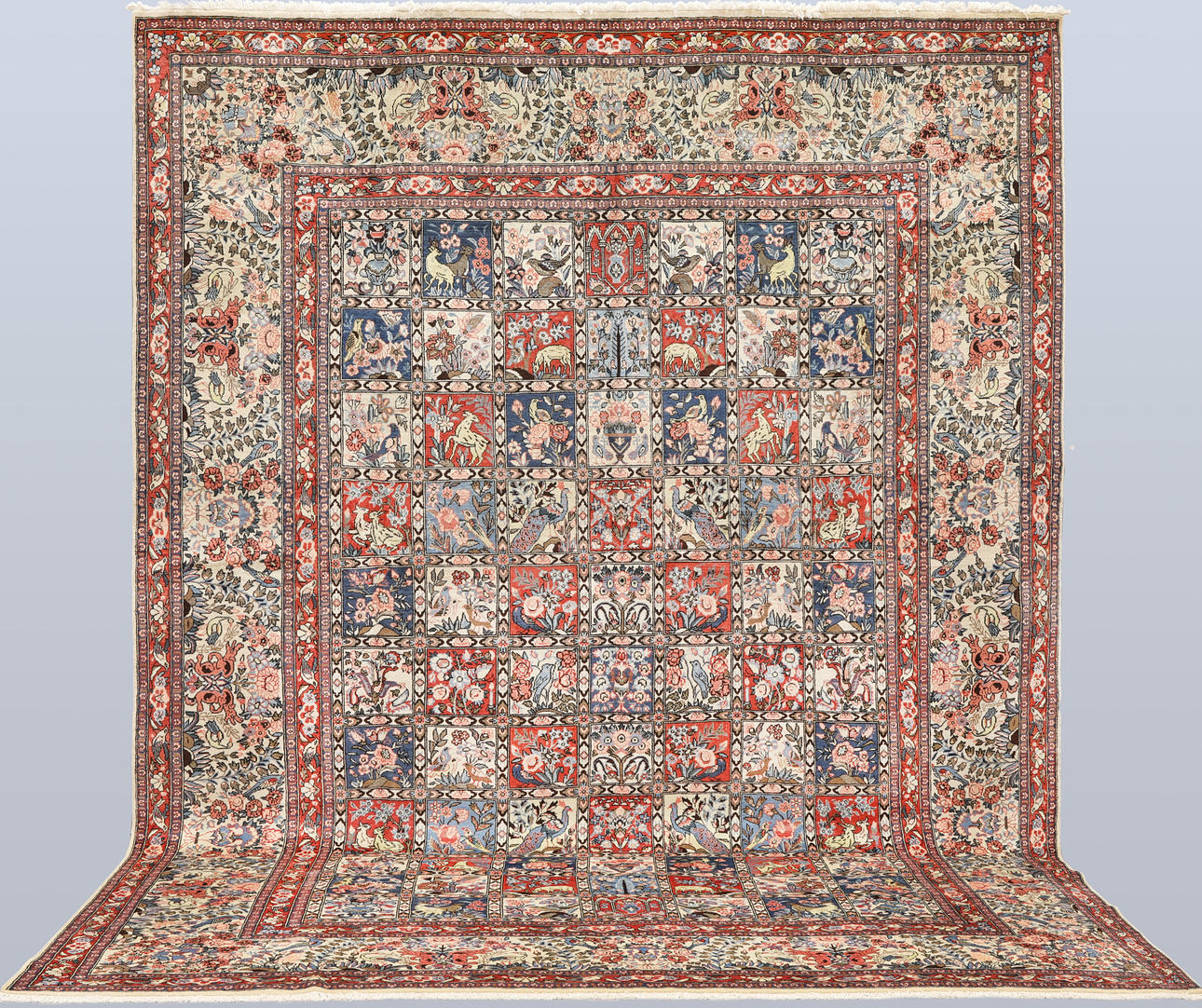 CARPET. Baktiari figural, 423 x 308 cm.