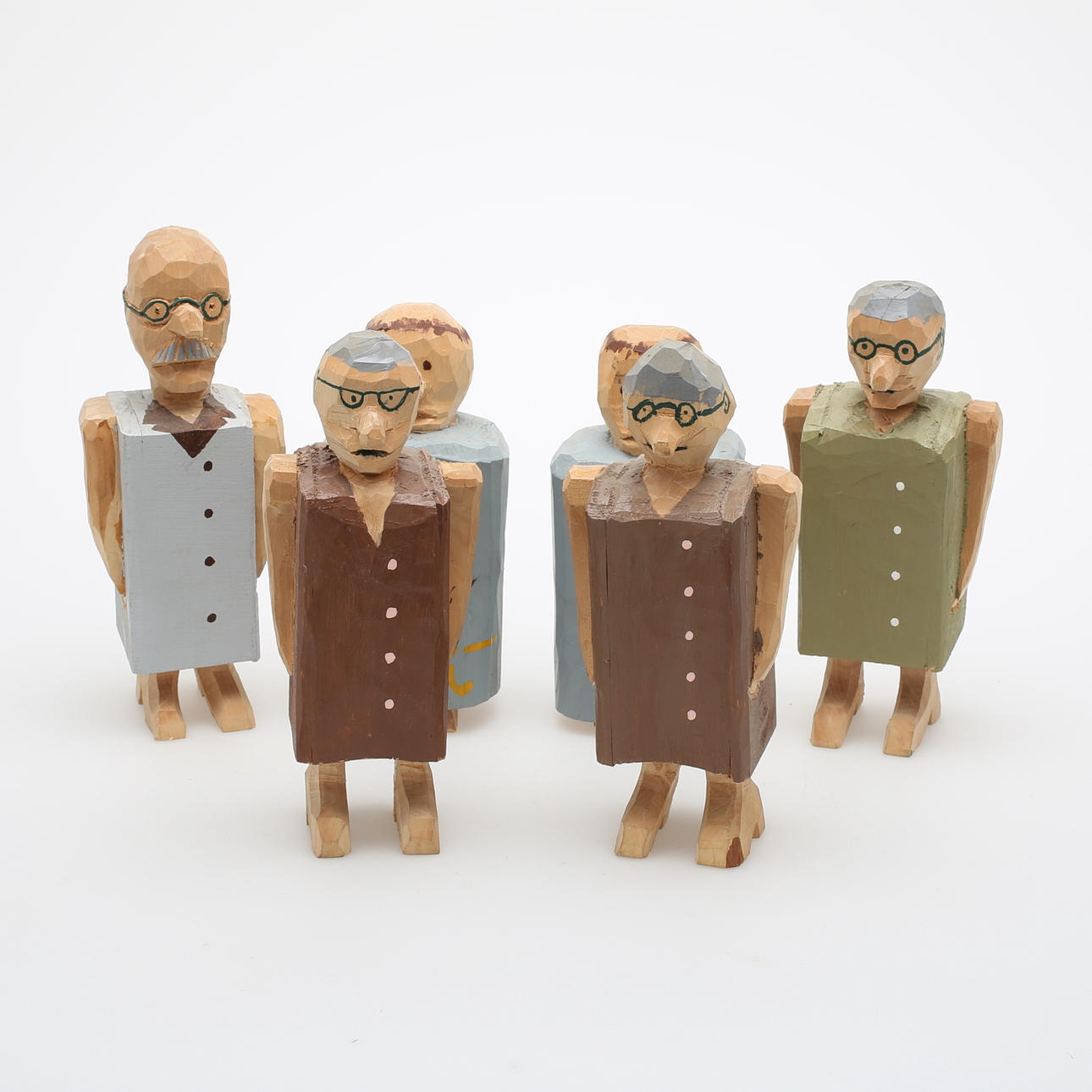 FRÄCKA GUBBAR, 6 st, snidat trä.