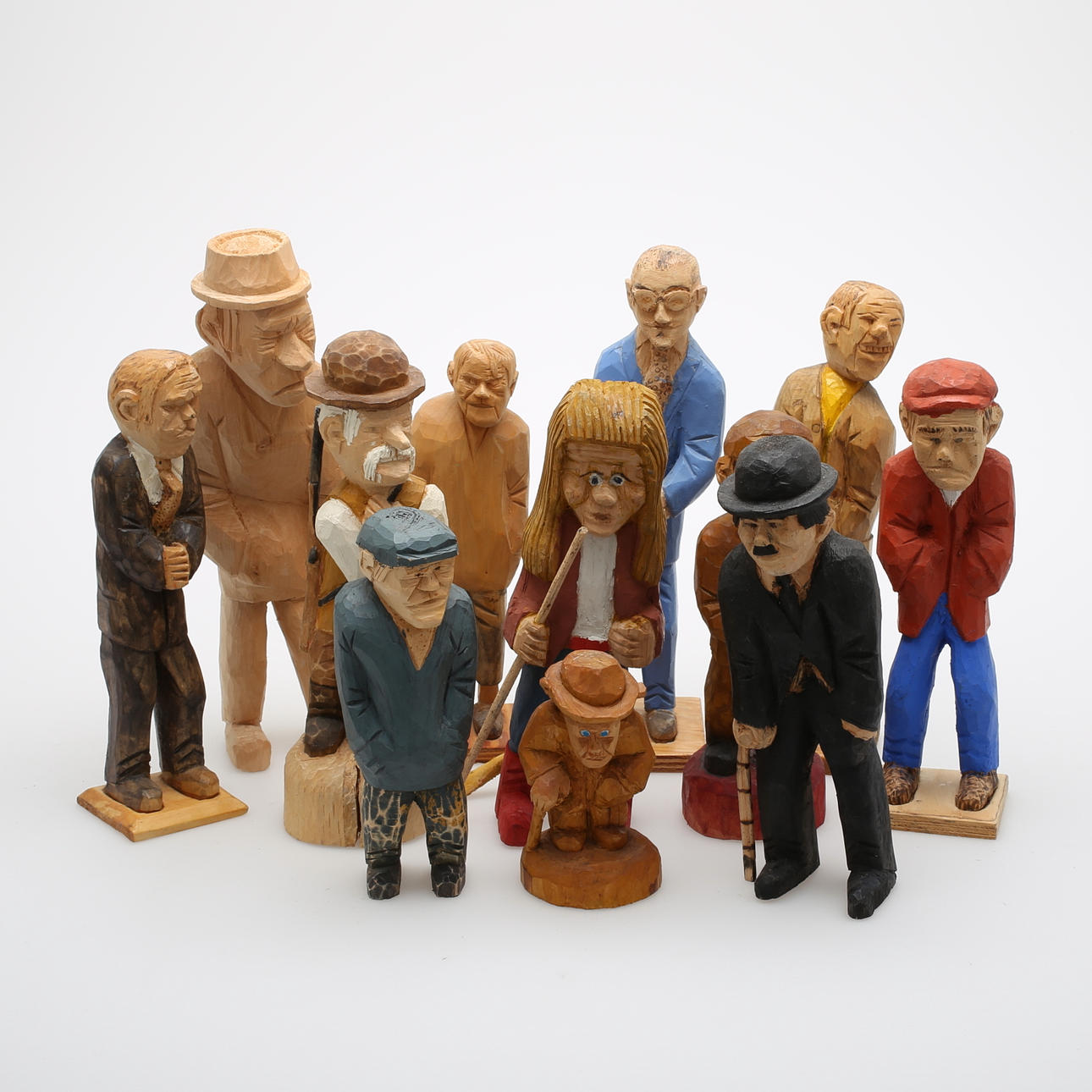 SKULPTURER, 12 st, snidat trä, Folke Andersson, 1985-2000, signerade.