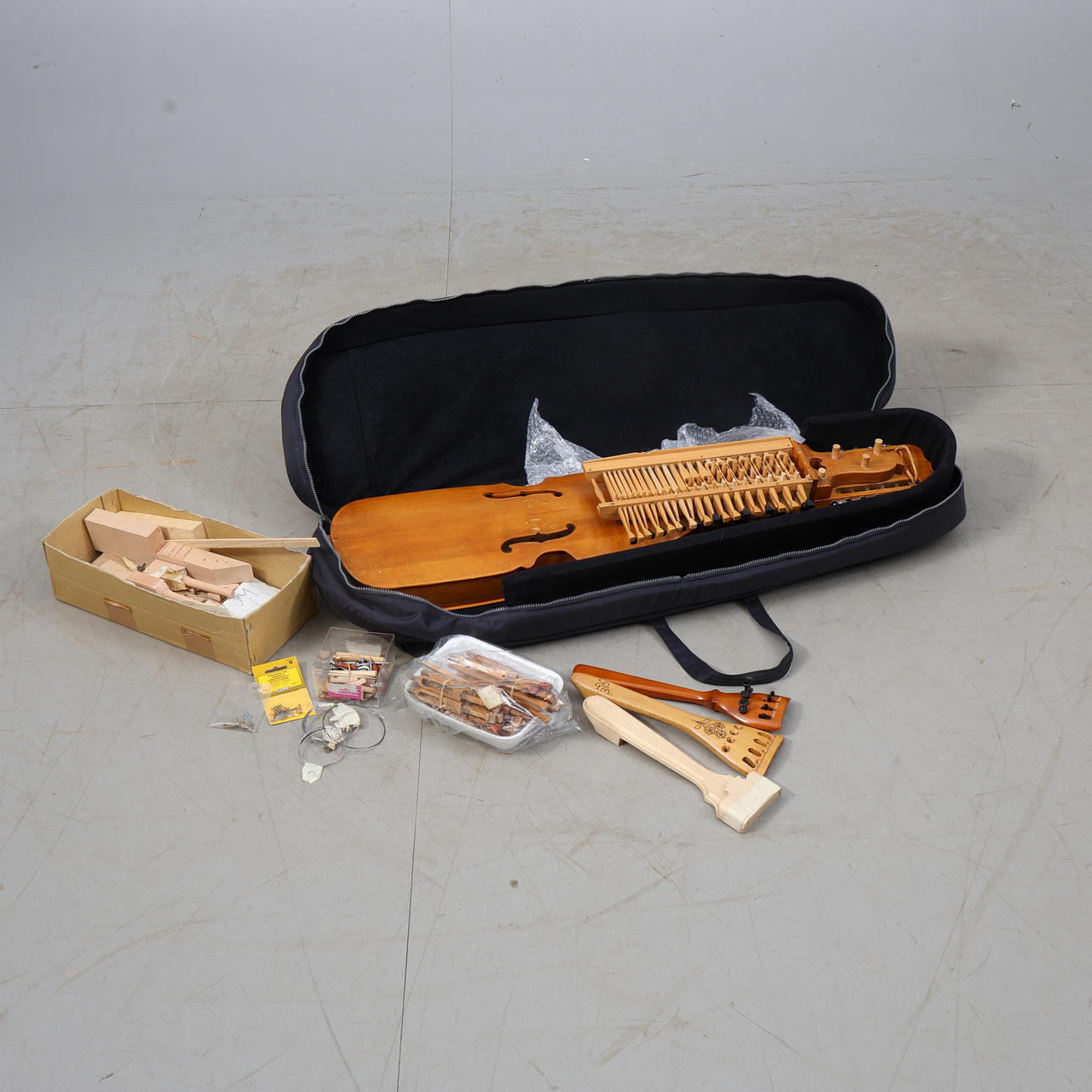 KEY HARP, not finished, string available.