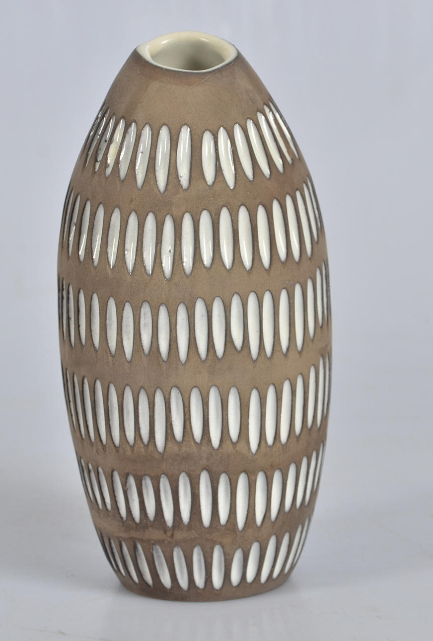 INGRID ATTERBERG. Vas, keramik, "Negro", Uppsala Ekeby.