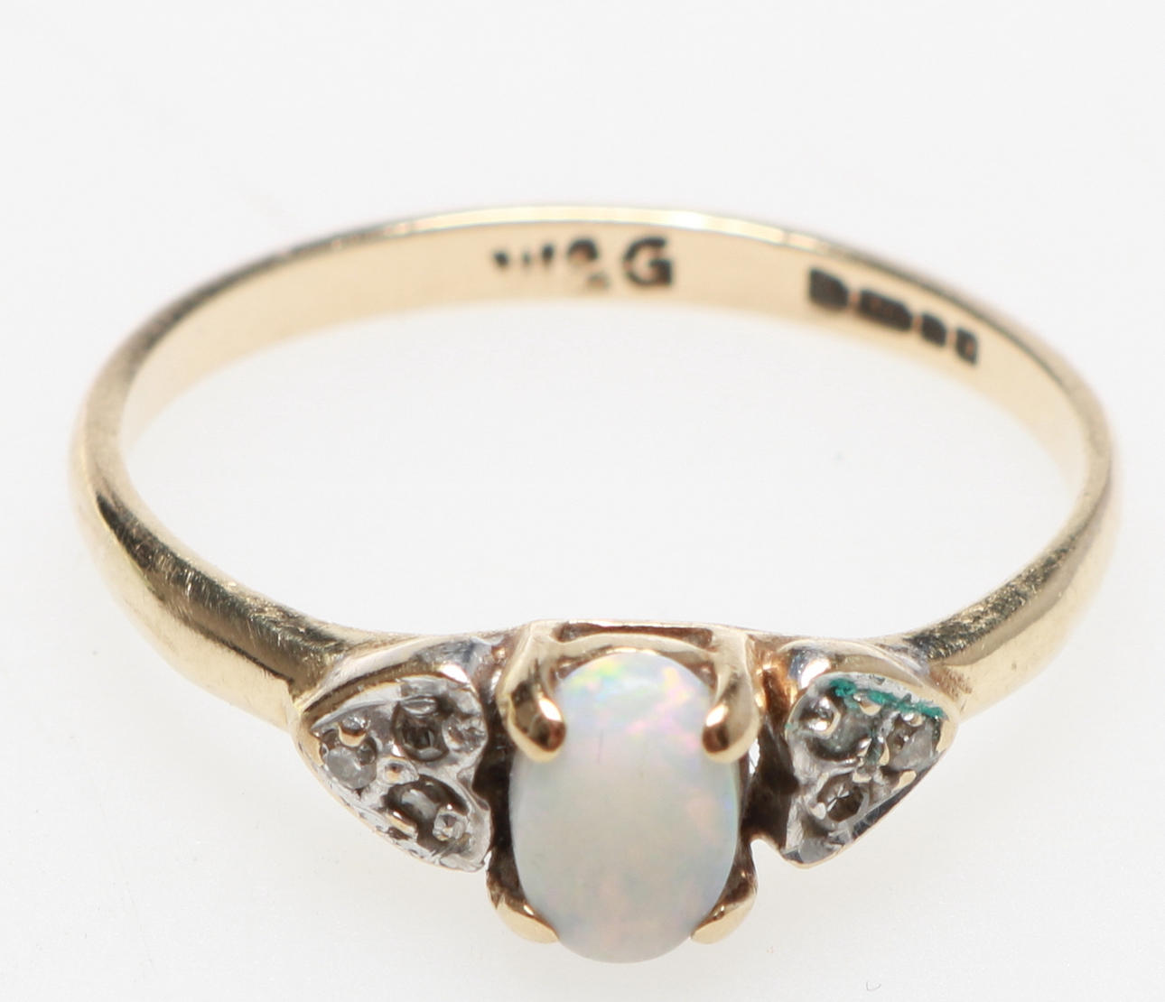 RING, 18 K guld, vikt 1,60 gram.
