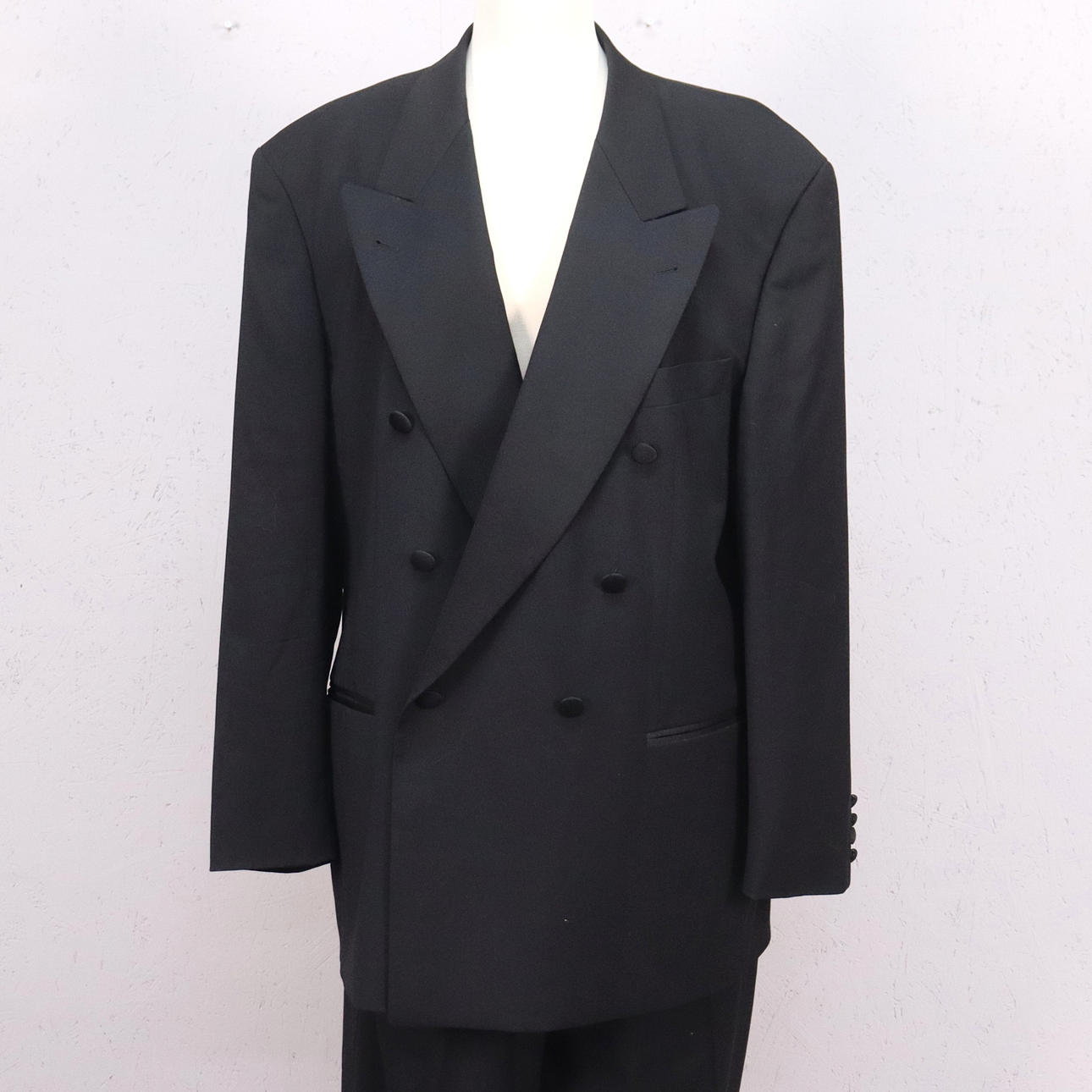 SMOKING, Hugo Boss, sort.