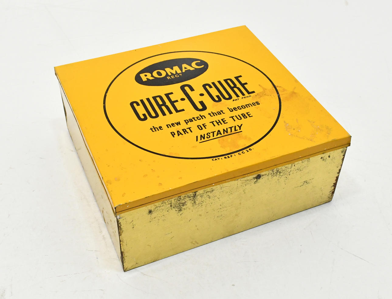 Romac reg. Cure-C-Cure. Vintage kit. Däcklagning.