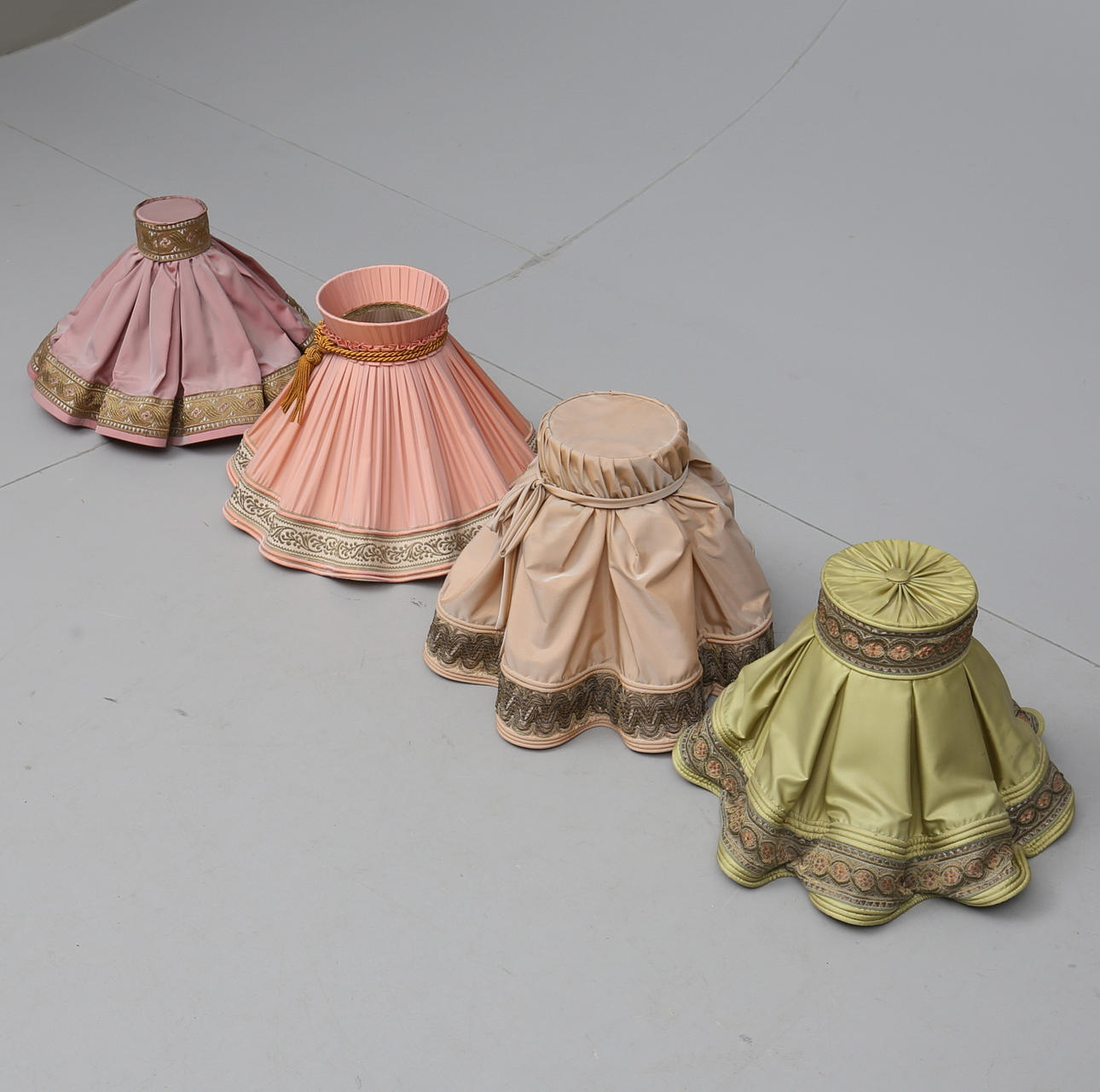 LAMPSKÄRMAR, 4 st, 1900-talets andra hälft.