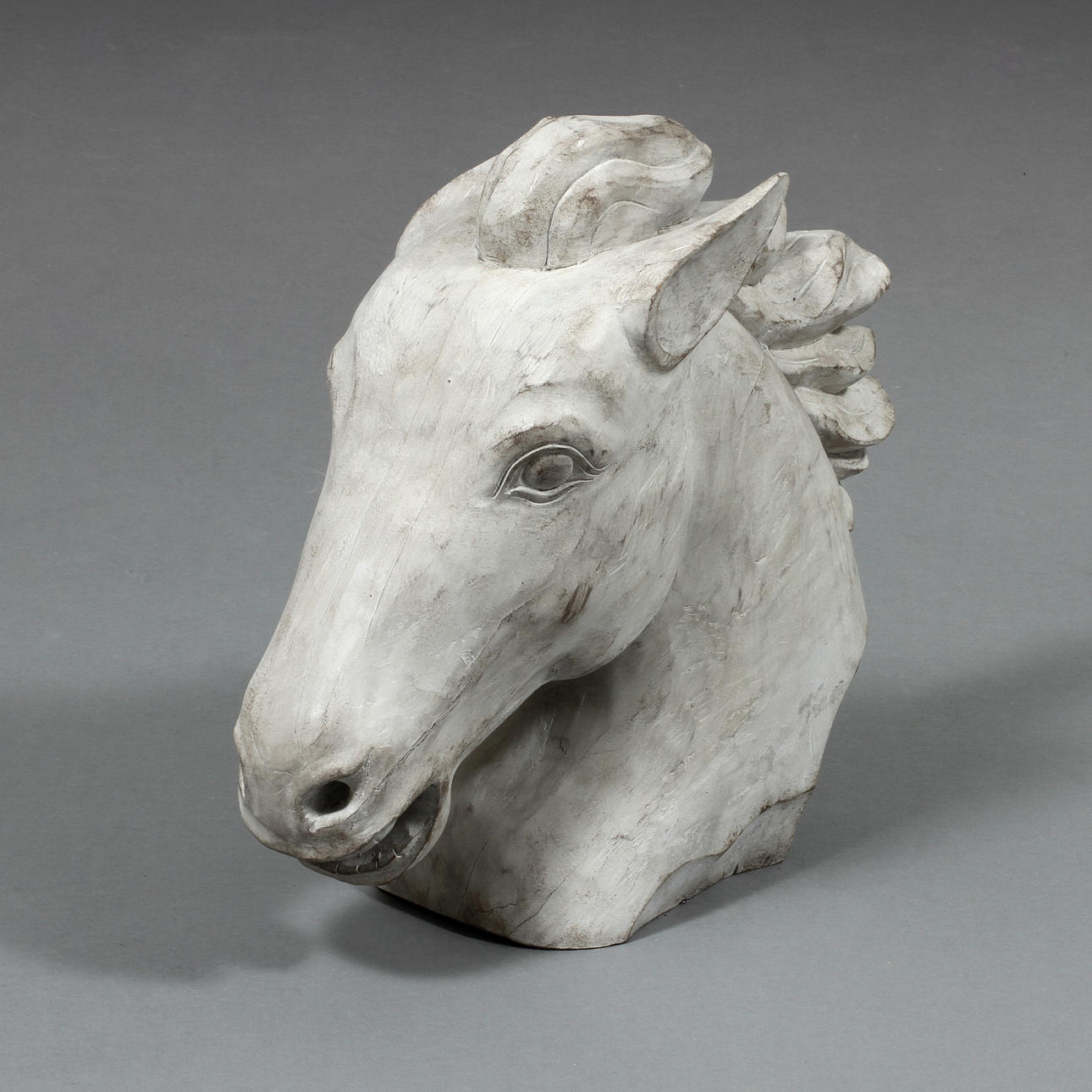 OIDENTIFIERAD KONSTNÄR, hästhuvud, trä, 1900-tal.