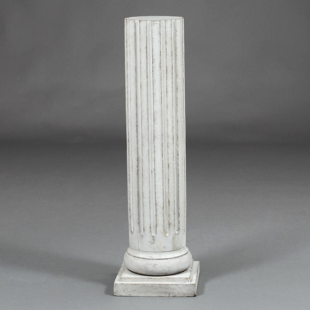 PIEDESTAL, gustaviansk stil, 1900-tal.