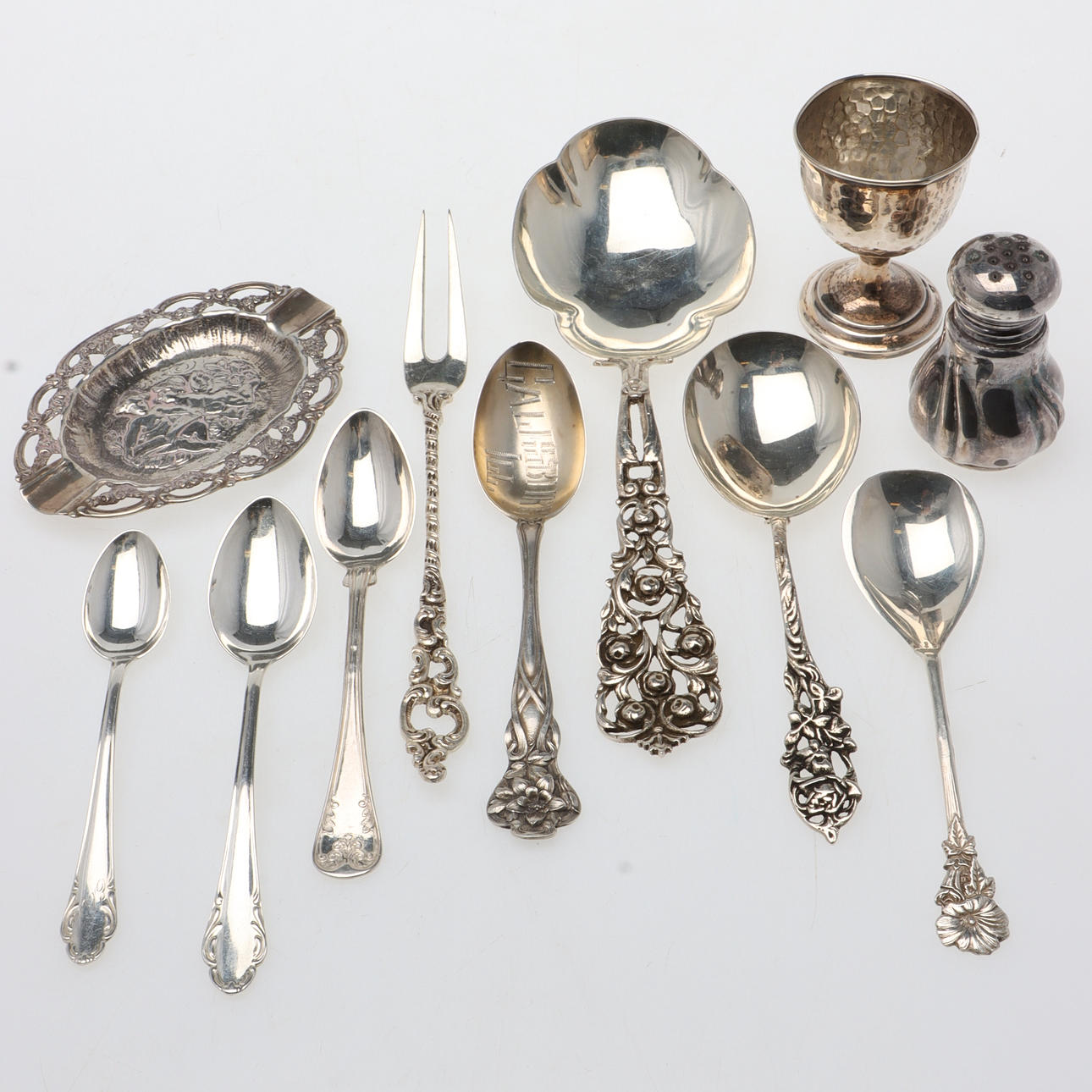 SILVER OBJECTS, 11 pcs, including spoons.