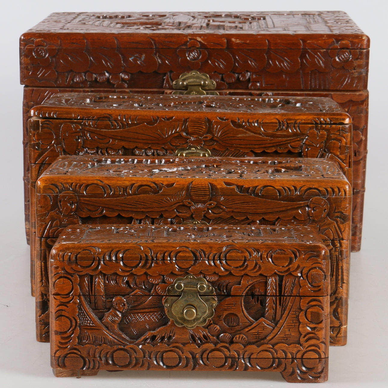 KAMFERSKRIN, 4 st. Skuren dekor, 1900-tal.