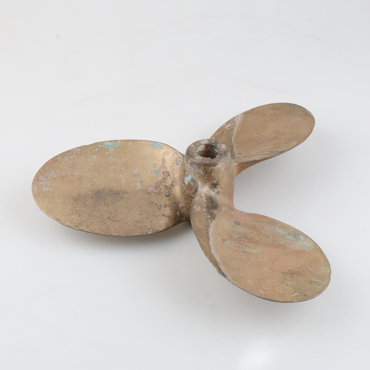 PROPELLER, brass. marked: p-118.