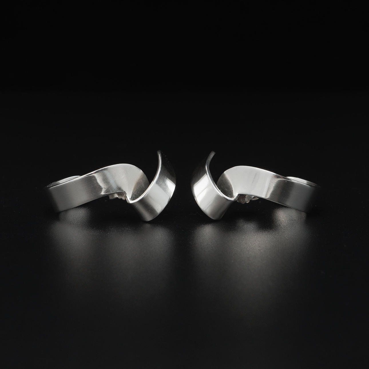 GAIL SPENCE. Earrings, a pair, silver, Georg Jensen.
