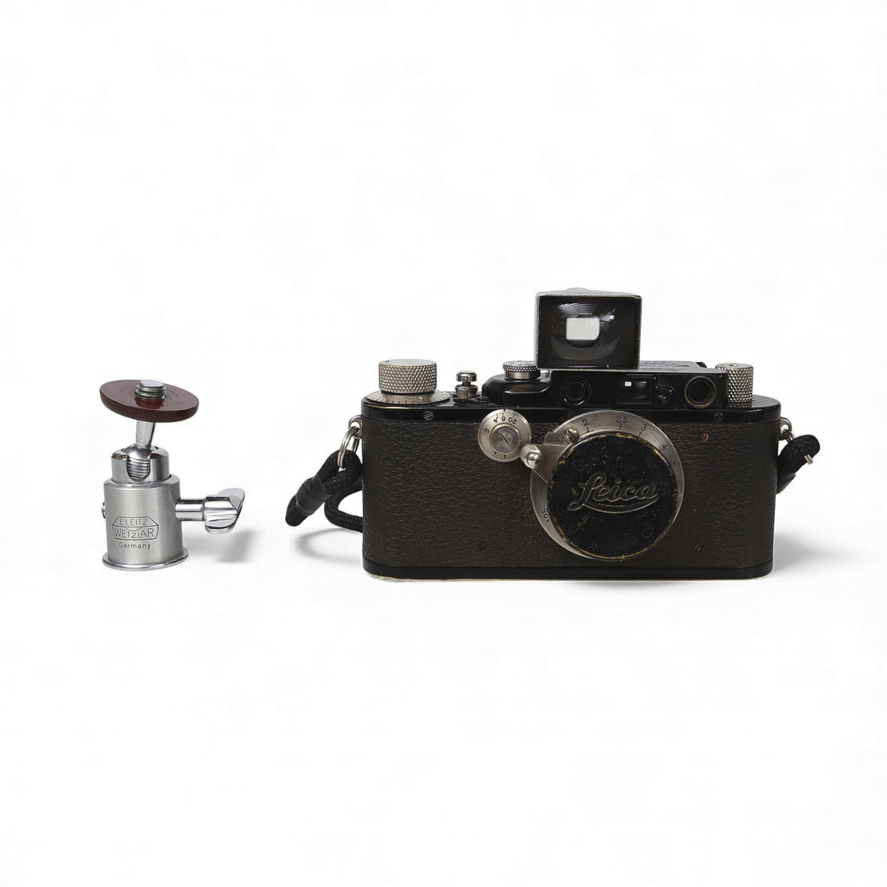 CAMERA. Leica, III, D.R.P Ernst Leitz Wetzlar, Germany. Manufactured in ...