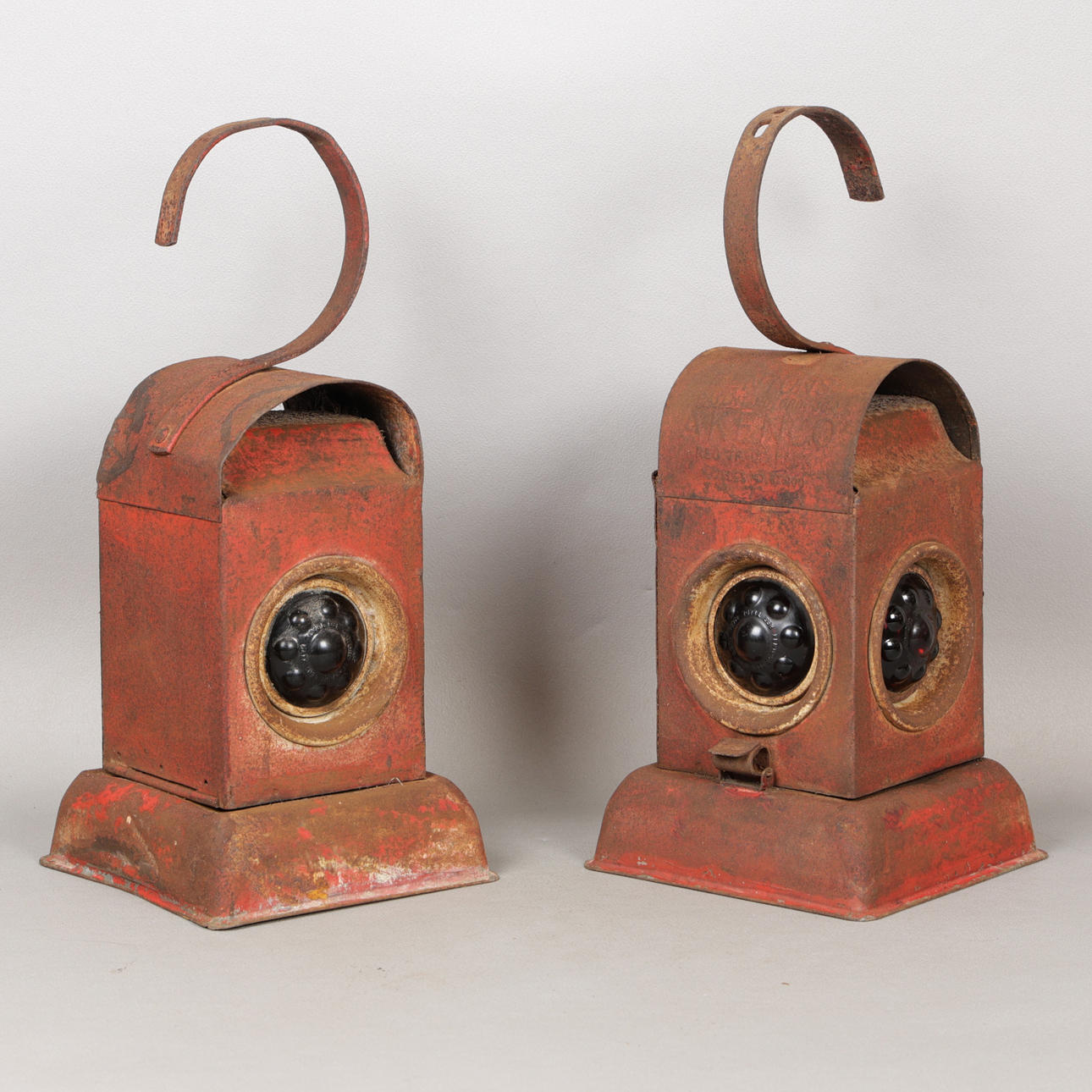 ET PAR KENYONS AKENCO VEJLAMPER (2).