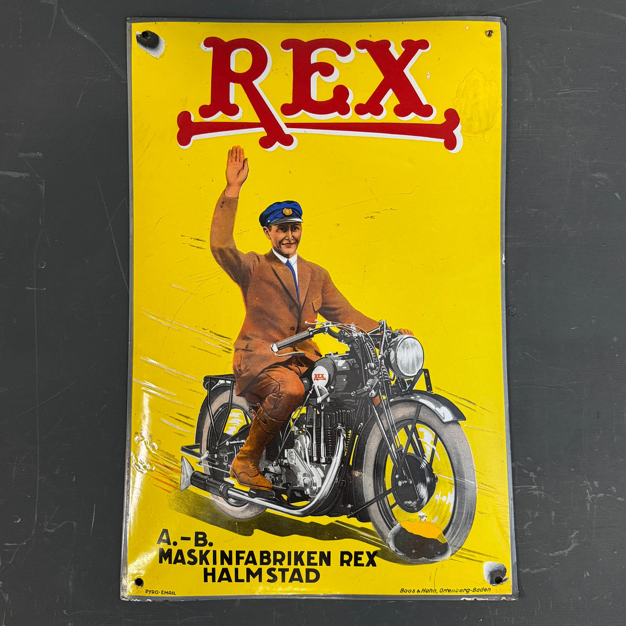 REX, emaljskylt, 1920/30-tal.