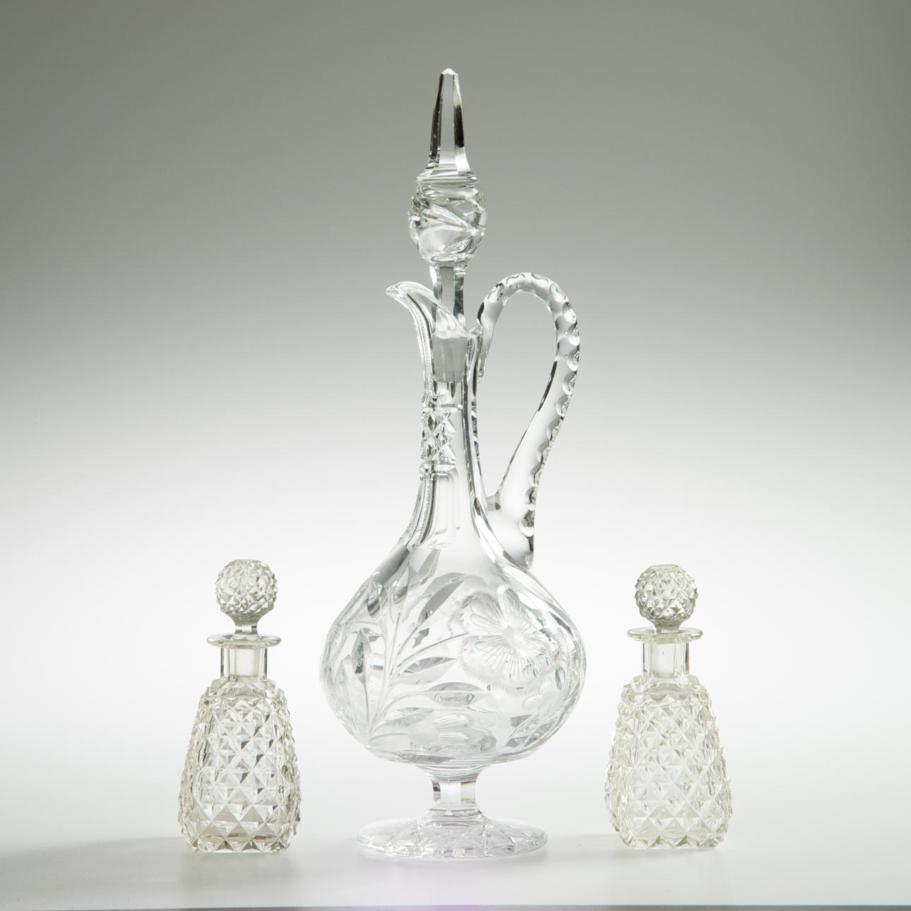 KARAFFER, 3 stycken, glas.