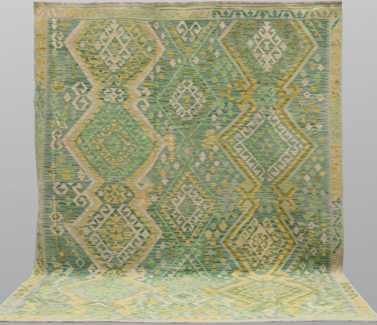 ORIENT CARPET. Kelim classic design, 343 x 252 cm.