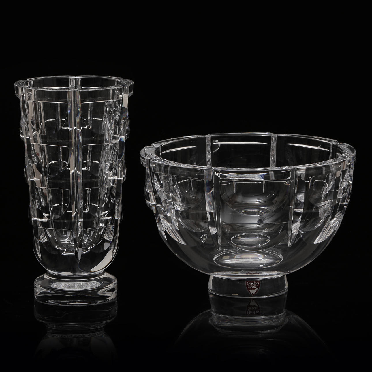 SIMON GATE. “THOUSAND WINDOWS” VASE AND BOWL, SIGNED, ORREFORS.