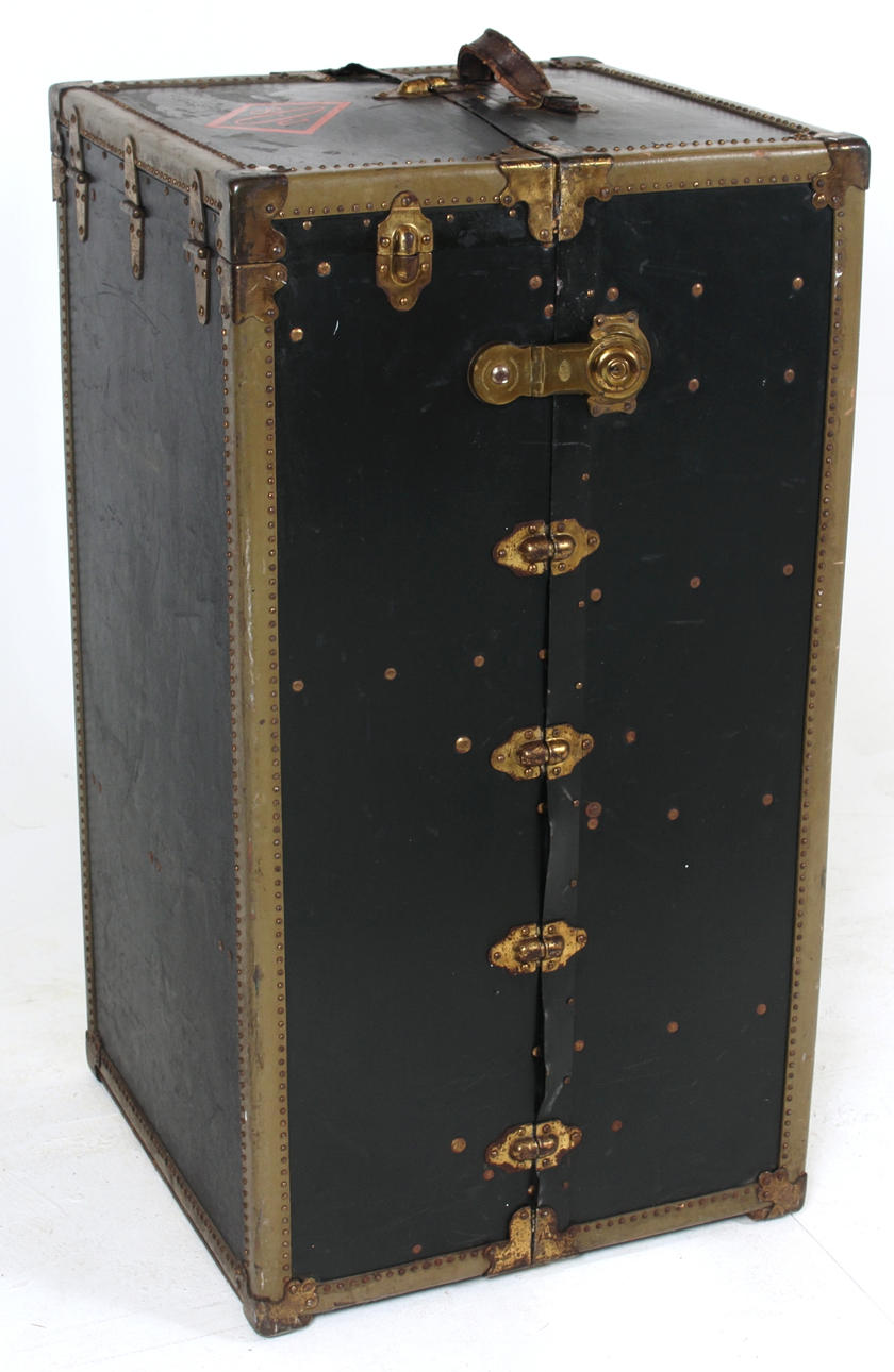 RESEKOFFERT, "Oshkoscentric Steamertrunk", Oshkosh Trunk Co., 1915-20 talet, USA.