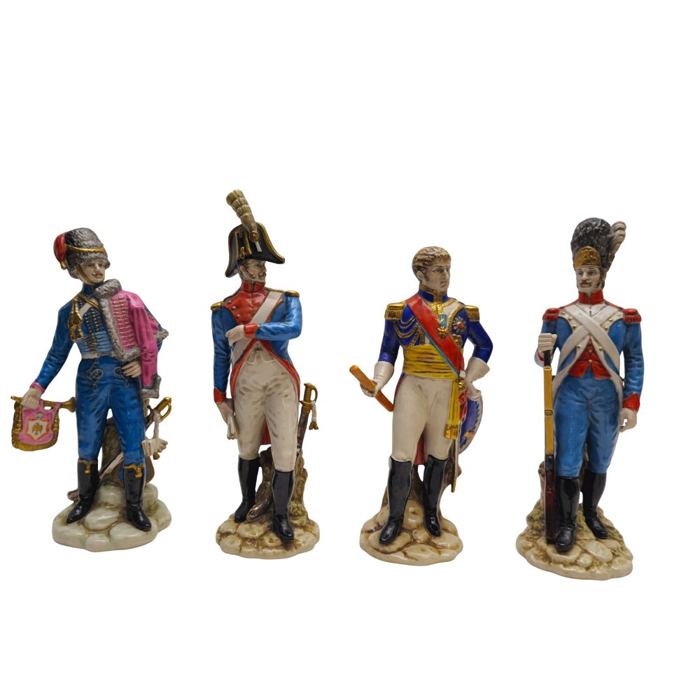 FYRA FIGURER AV SPANSKA SOLDATER. JOSEP MALLOL. MS SPANIENFÖRETAG ...
