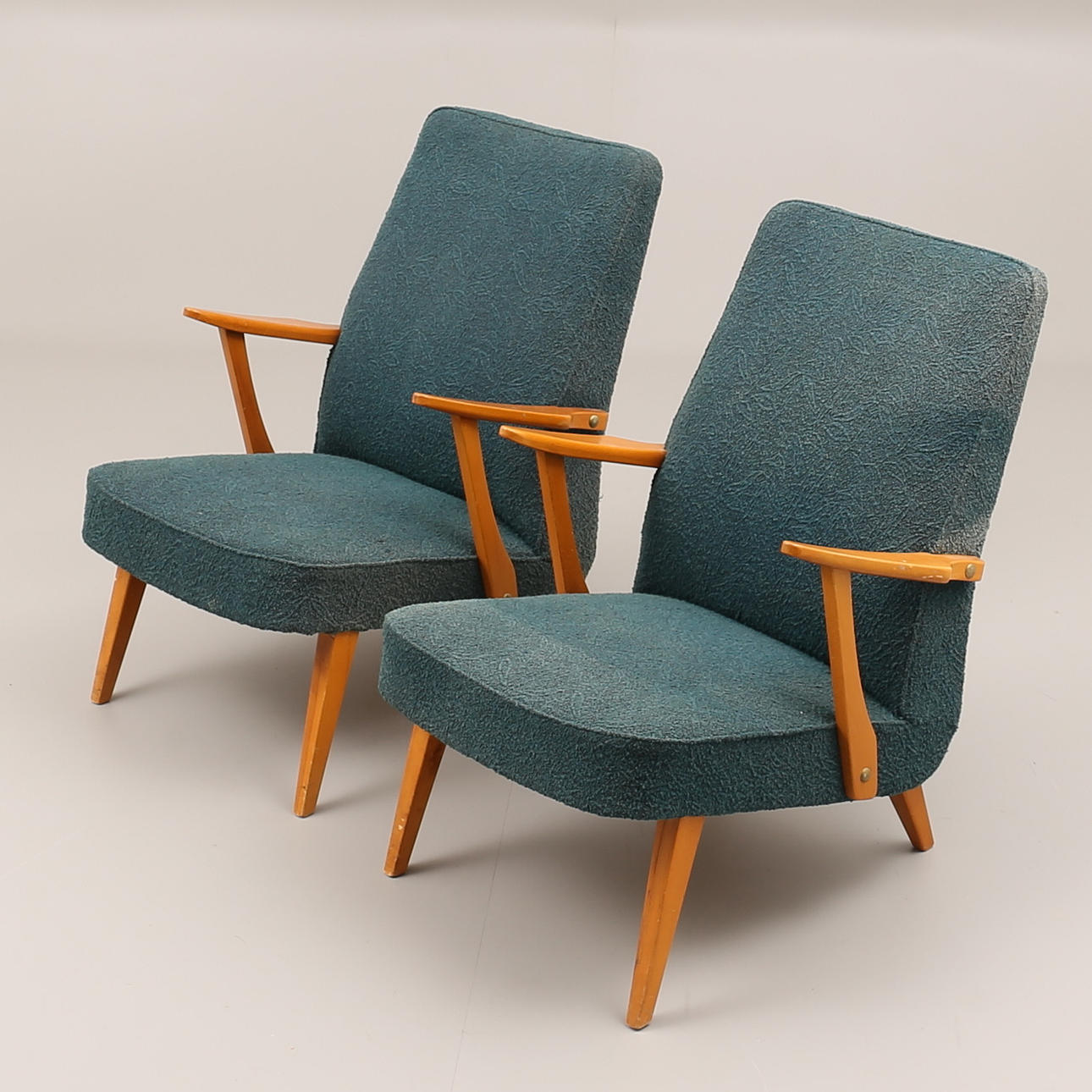 KARMSTOLAR, ett par 1950-tal.