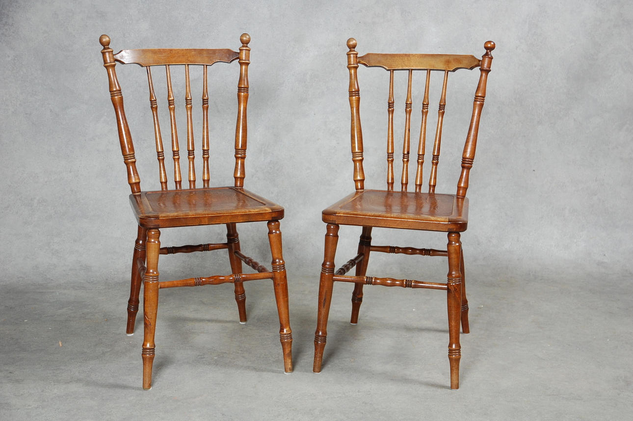 STOLAR, 1 par med präglad sits, 1920 tal.