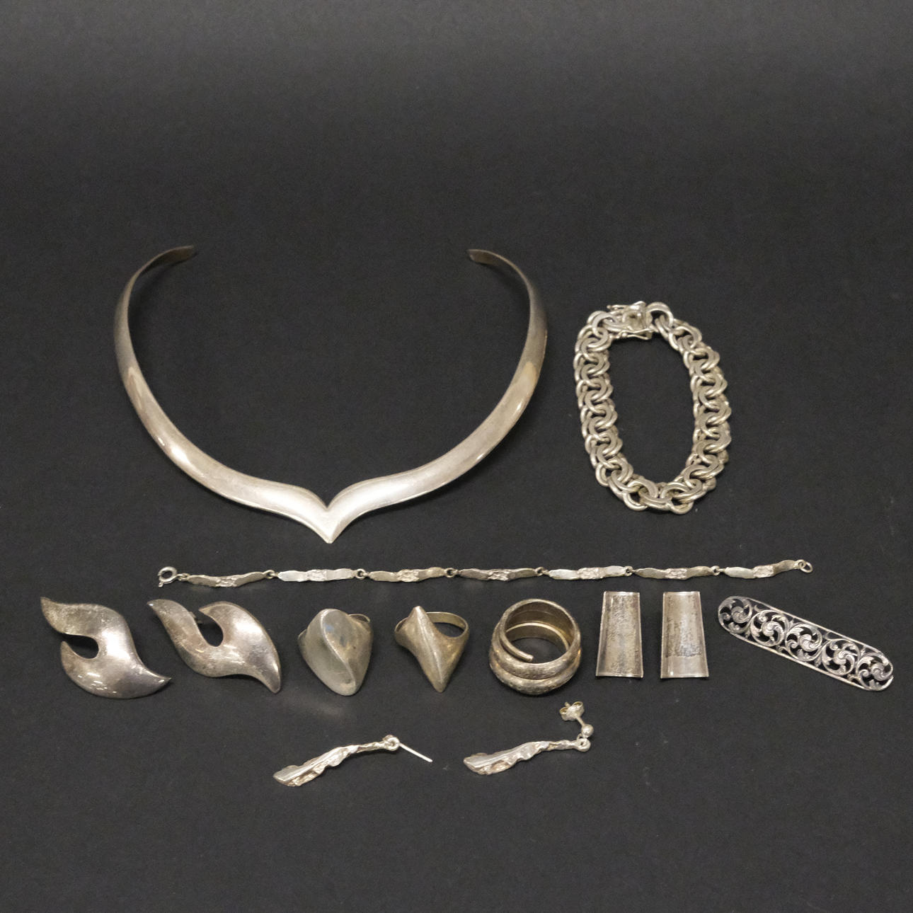 JOYAS DE PLATA, DIEZ PIEZAS.