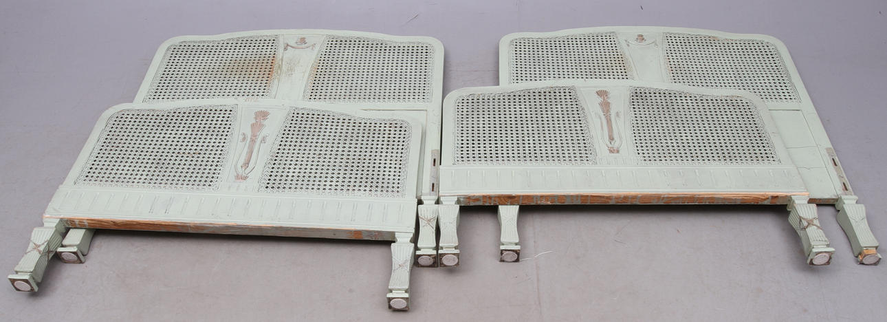 SÄNGSTOMMAR, 1 par, gustaviansk stil, 1900-tal.