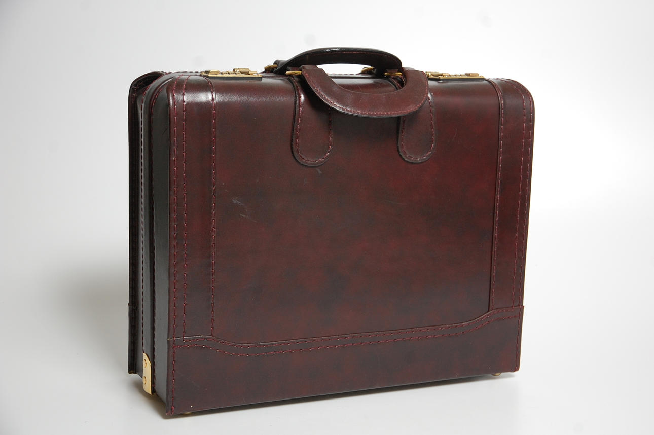 PORTFÖLJ, skinn, Italy nyskick.