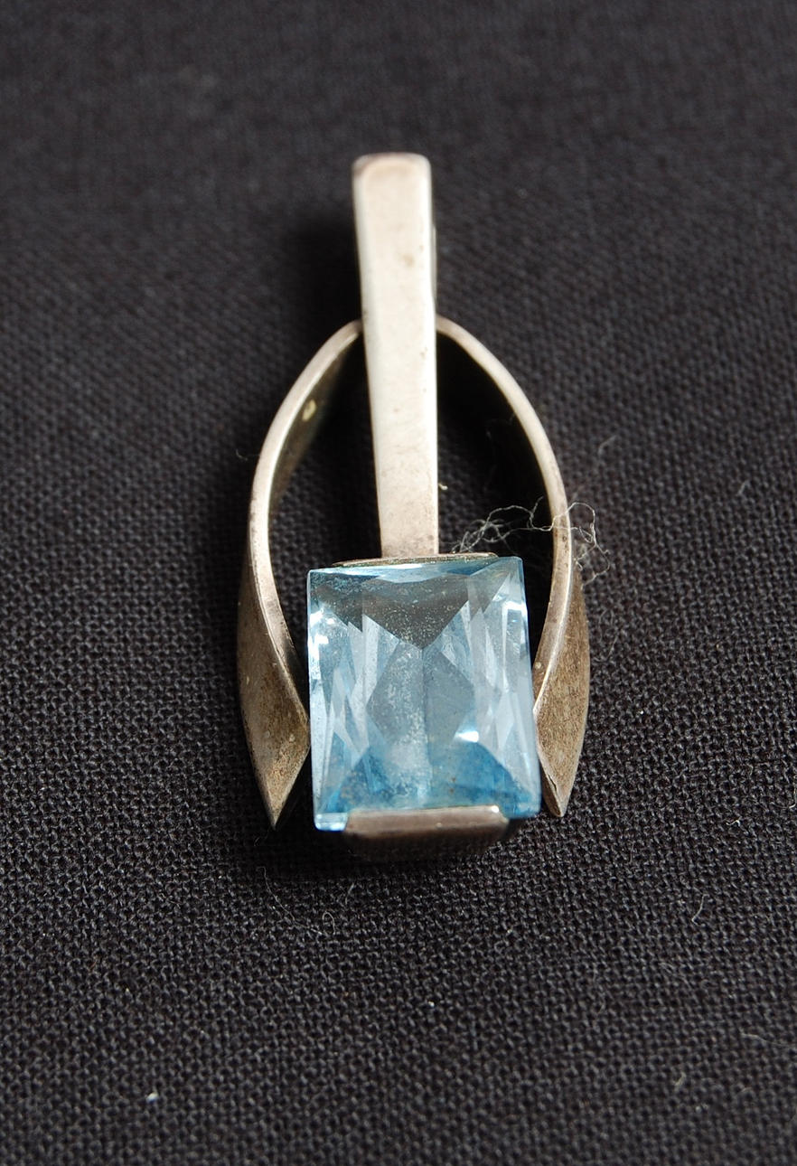 SMYCKE, hänge, silver, blå sten, G.Dahlgren & Co Malmö, 1962.