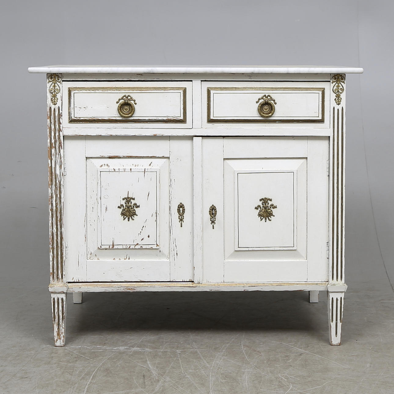 BYRÅ/SKÅP, sengustaviansk stil, omkring 1900.