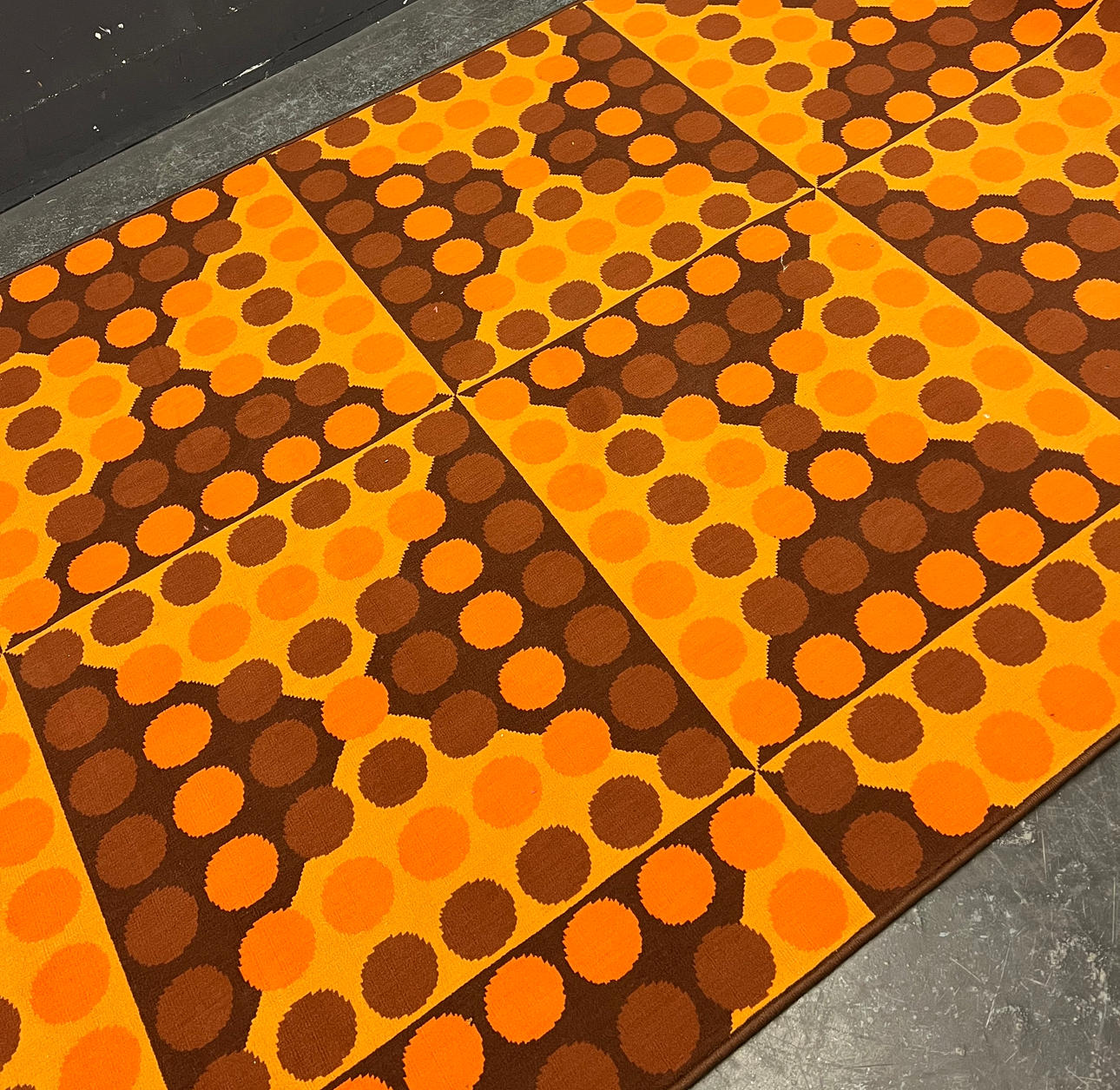 VERNER PANTON. RUG MIRROR.