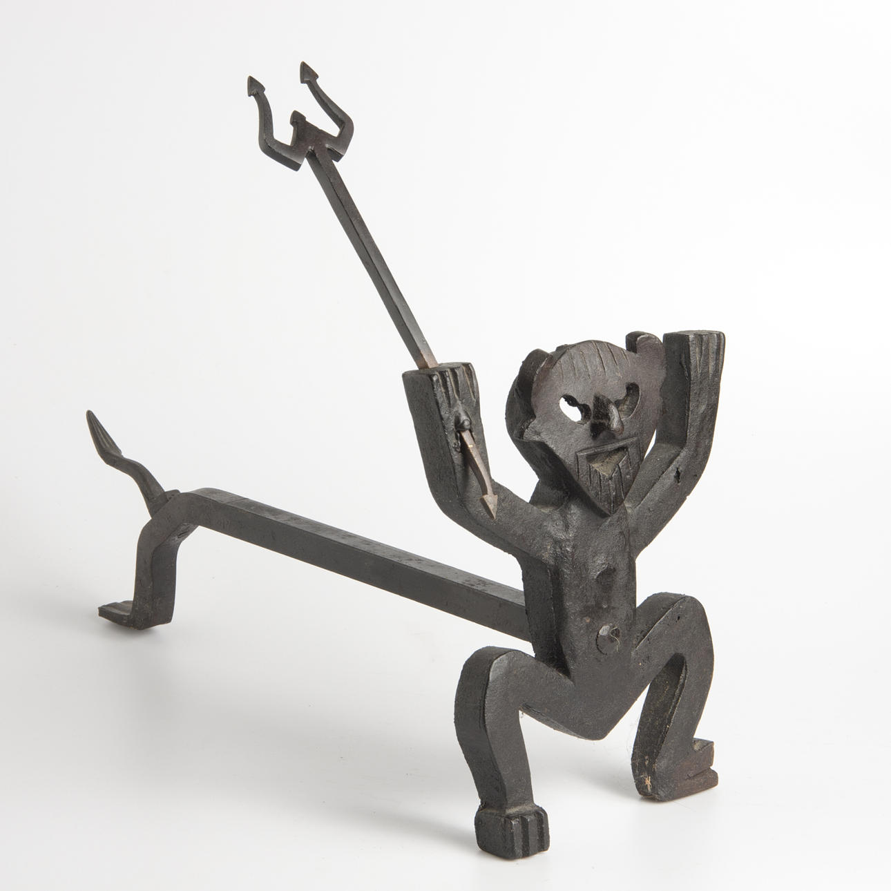 ELDHUND i form av djävul, gjutjärn, 1900-tal.